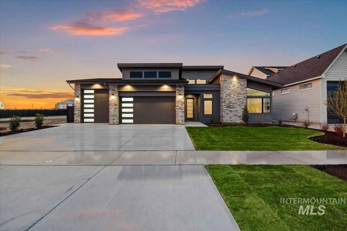 MLS #98979598 image #0