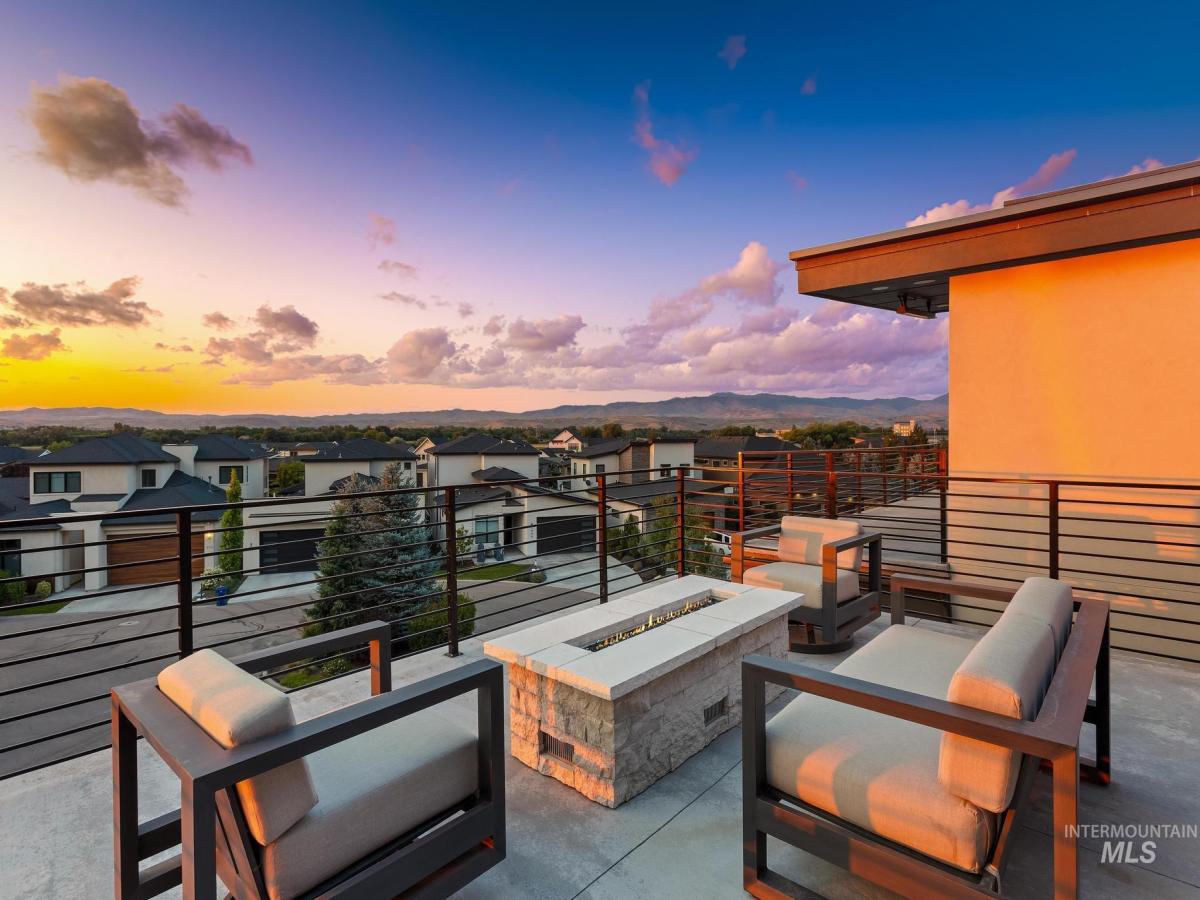 MLS #98979603 image #0