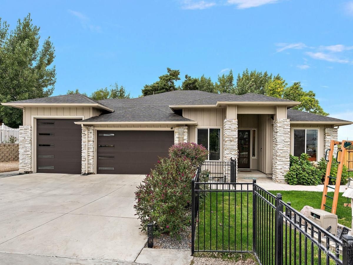 MLS #98979605 image #0