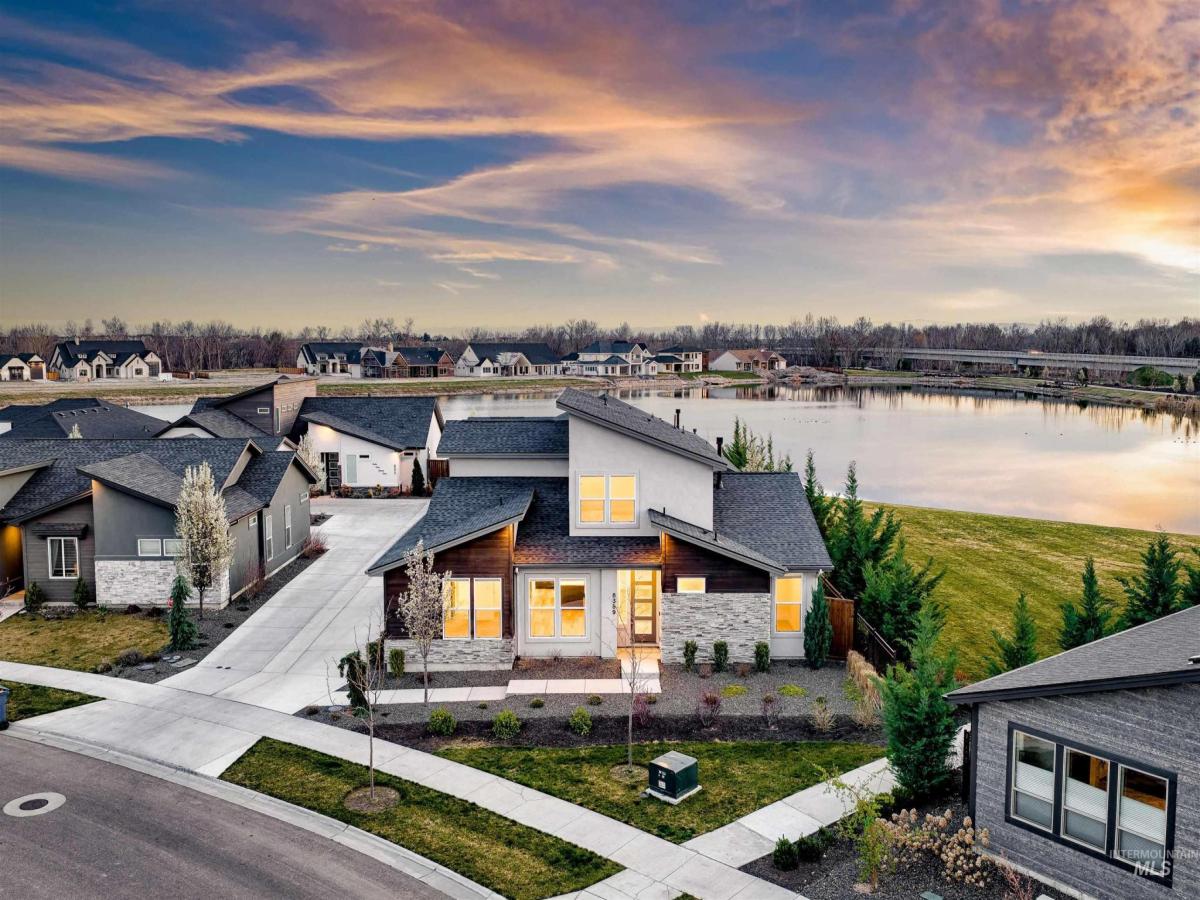 MLS #98979650 image #0