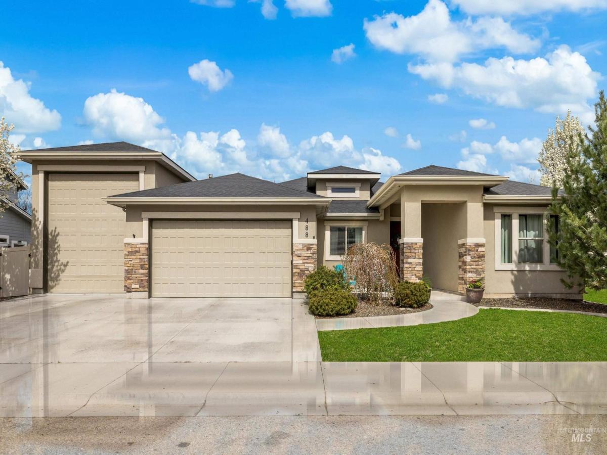 MLS #98979670 image #0