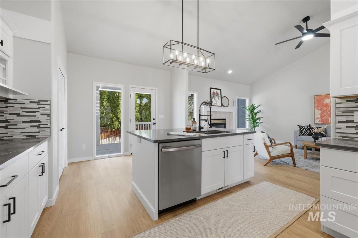 MLS #98979721 image #0