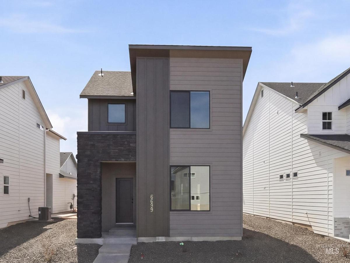 MLS #98979900 image #0