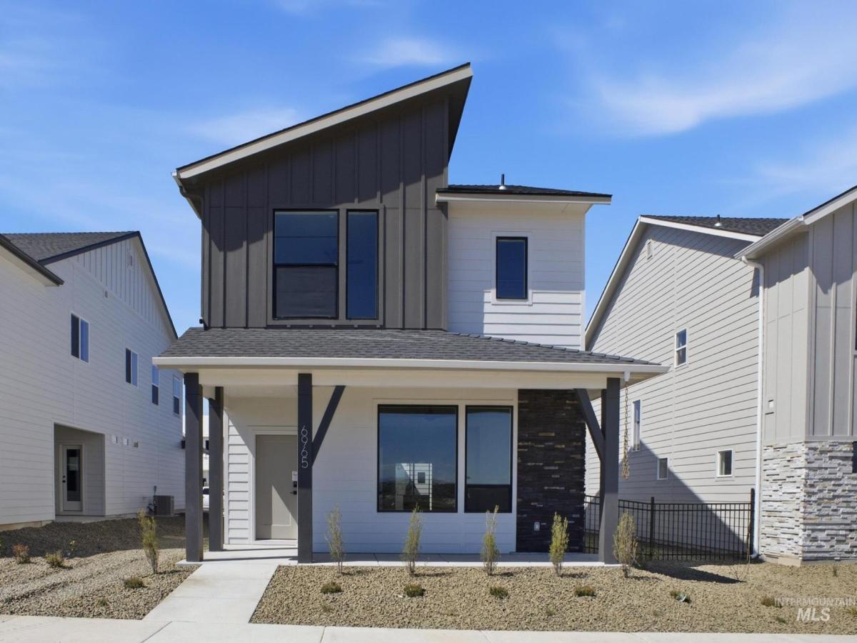 MLS #98979923 image #0