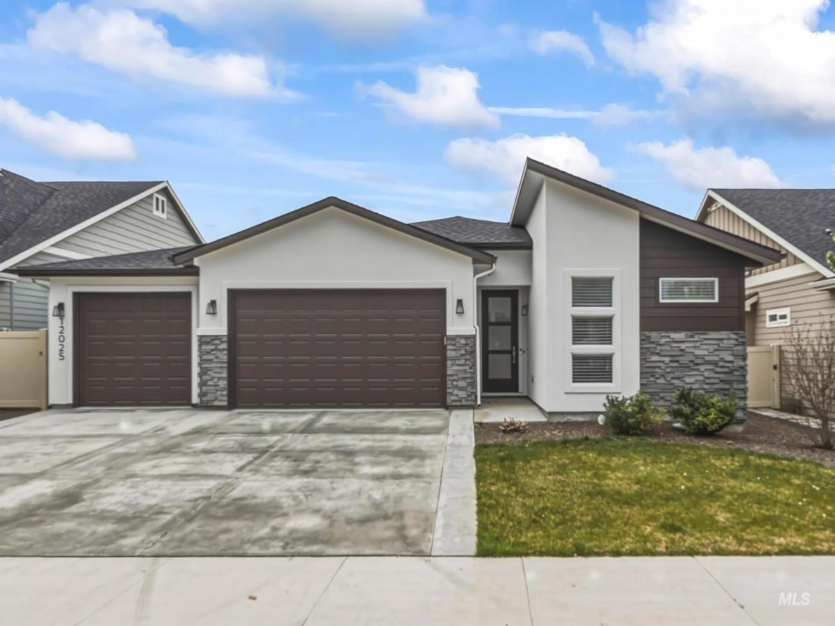 MLS #98980675 image #0