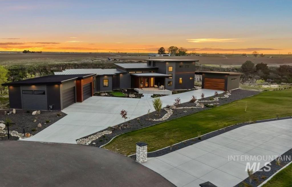 MLS #98980902 image #0