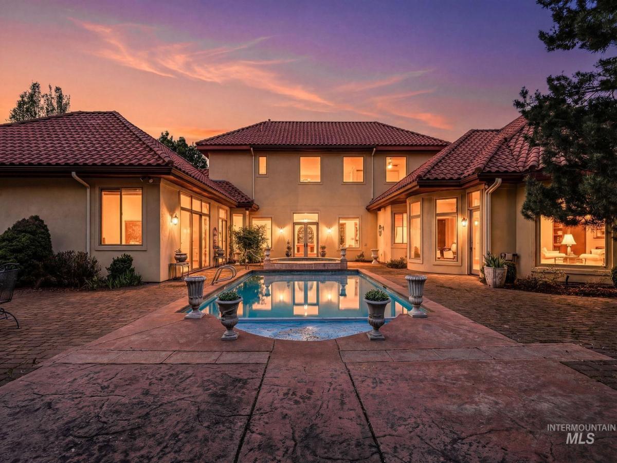MLS #98980945 image #0