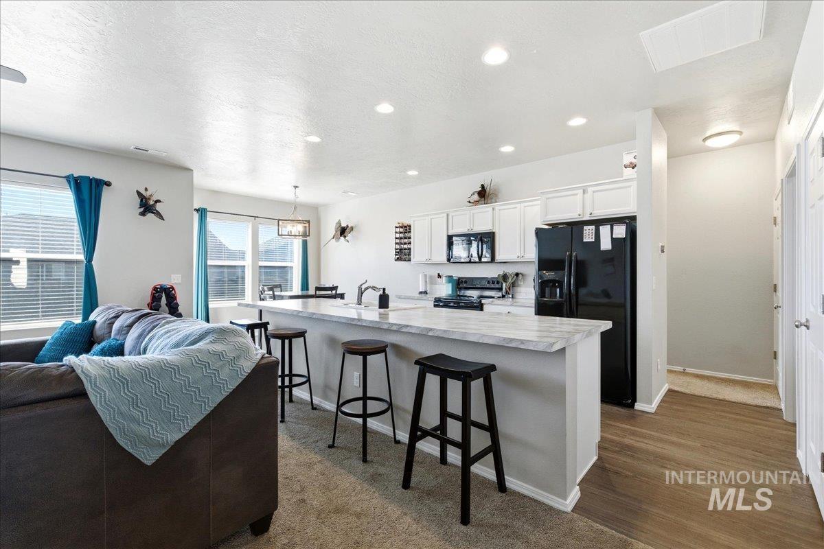 MLS #98981013 image #0