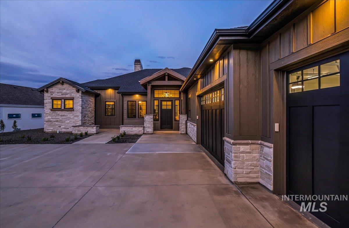MLS #98981352 image #0