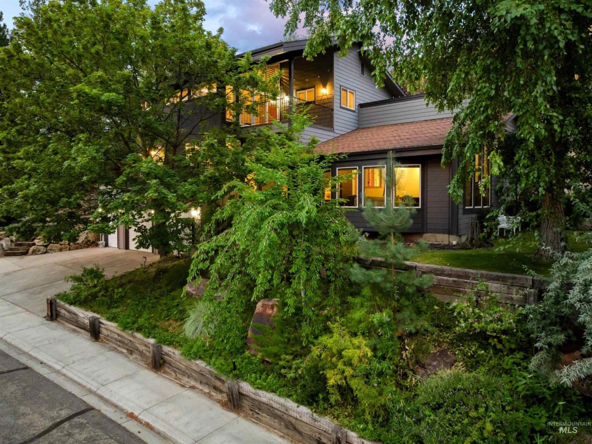 MLS #98981389 image #0