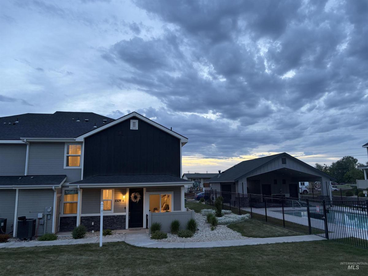 MLS #98981735 image #0