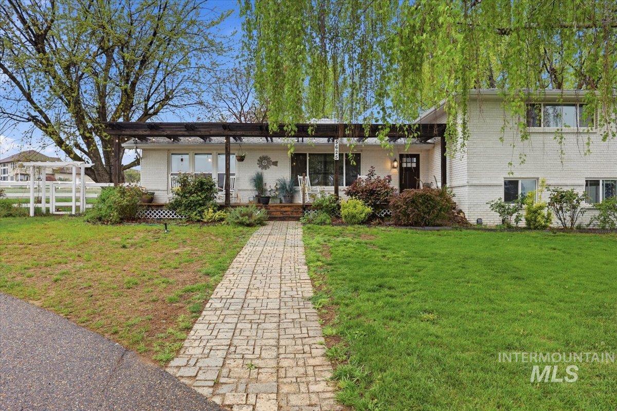 MLS #98981919 image #0