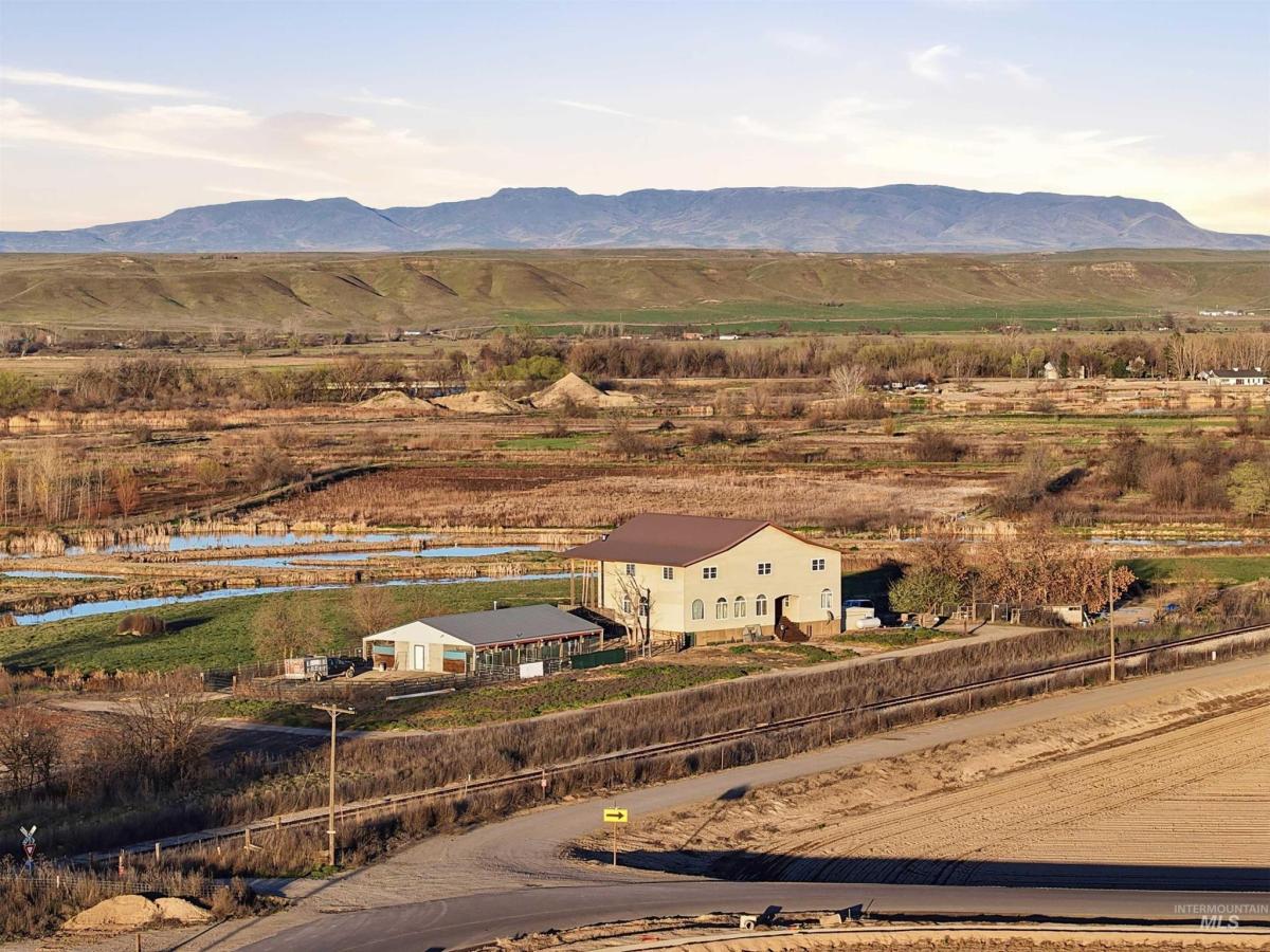 MLS #98981987 image #0