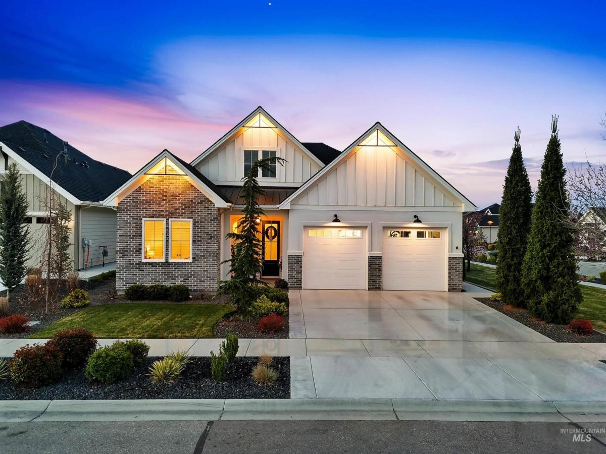 MLS #98982003 image #0