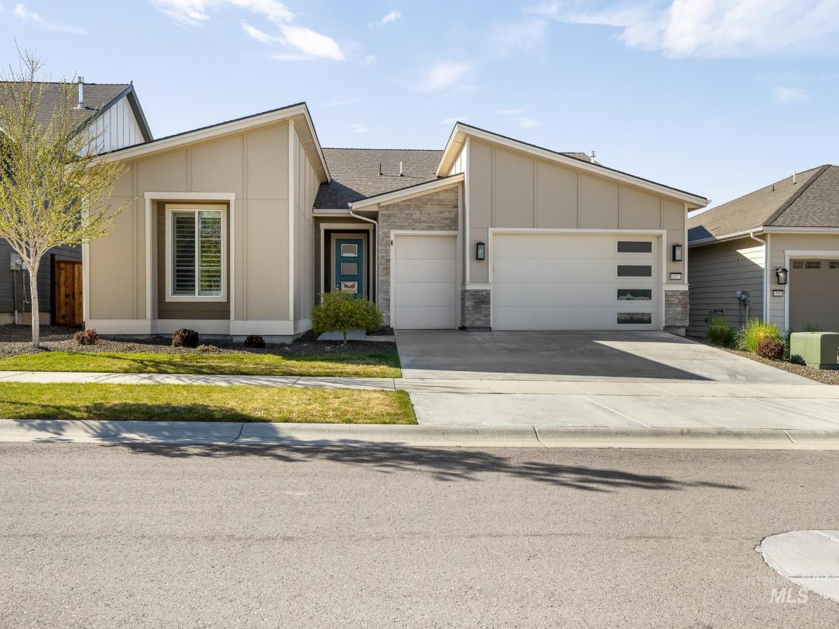 MLS #98982033 image #0