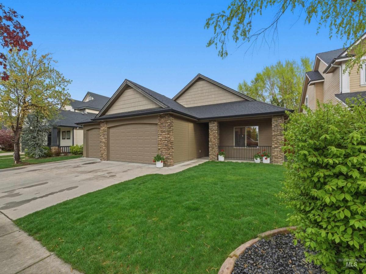 MLS #98982150 image #0