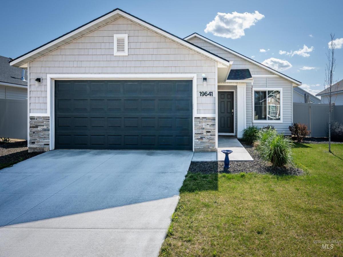 MLS #98983375 image #0