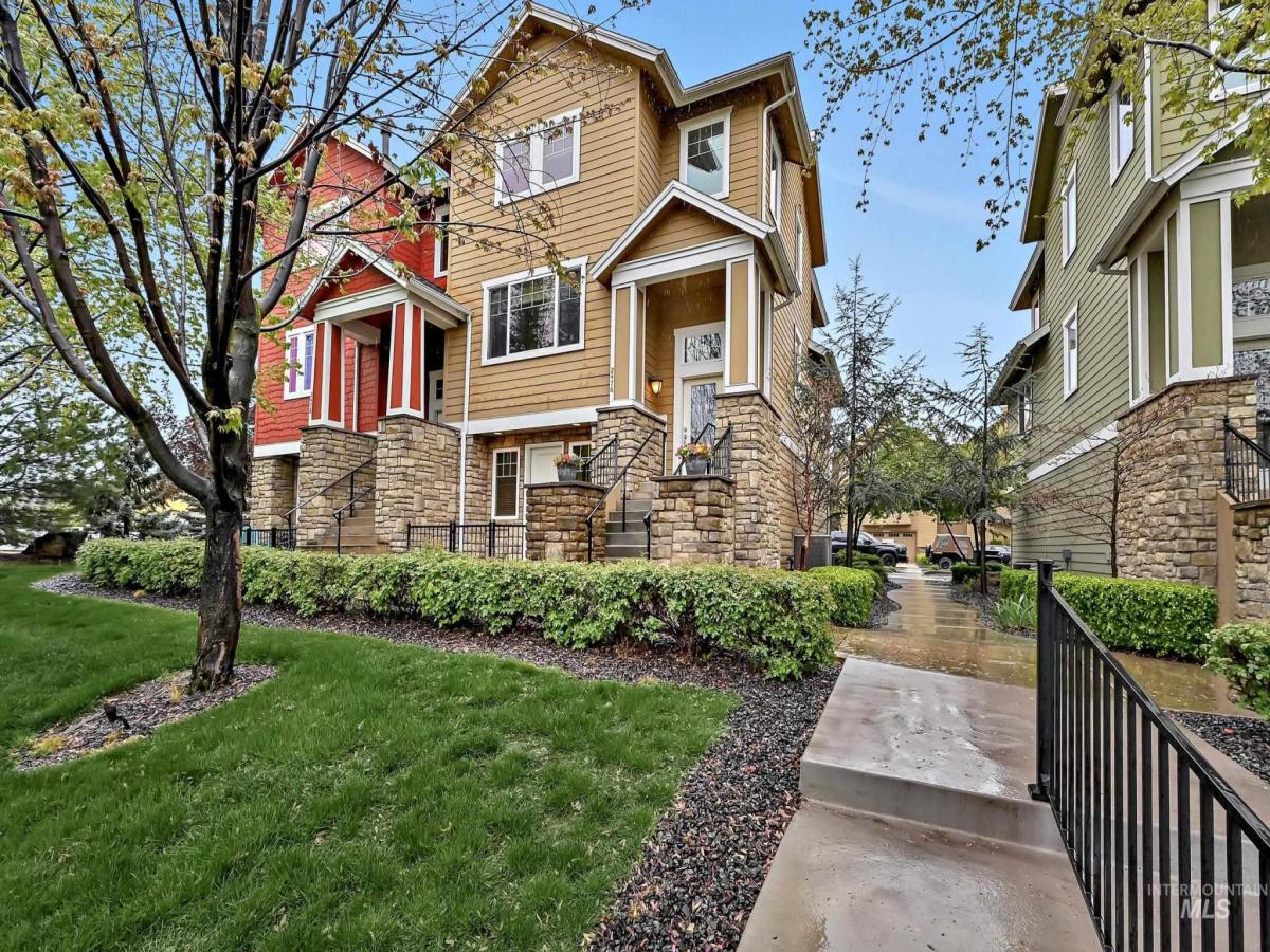 MLS #98983396 image #0