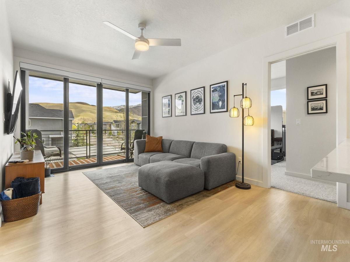 MLS #98983524 image #0