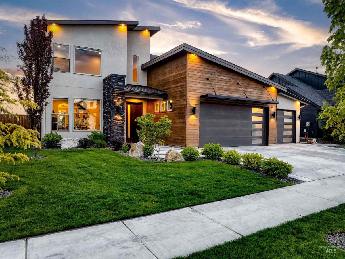 MLS #98983547 image #0