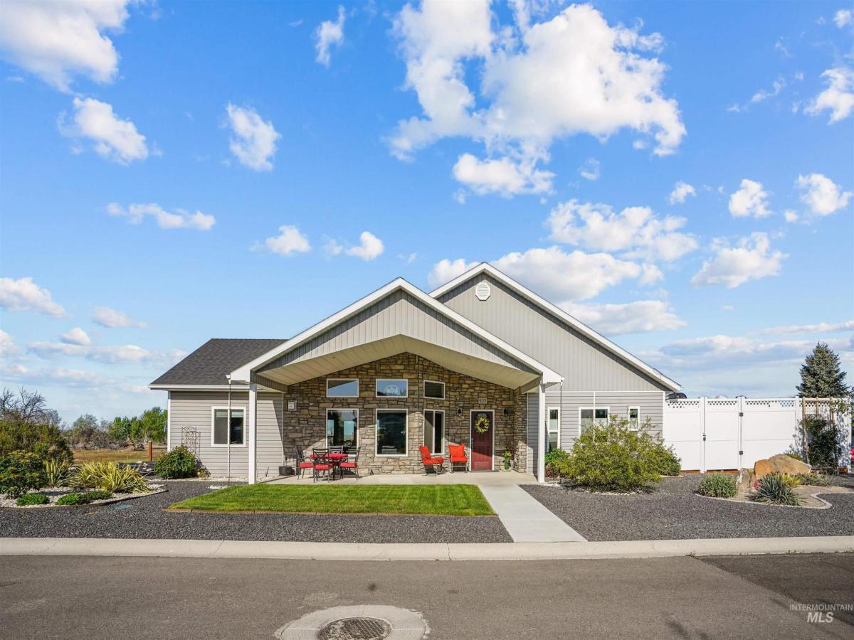 MLS #98983882 image #0