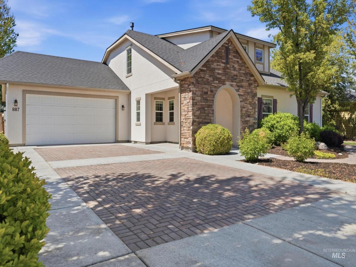 MLS #98984021 image #0