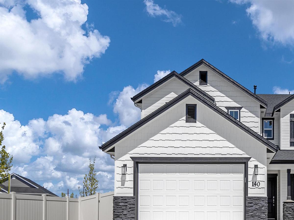 MLS #98984022 image #0