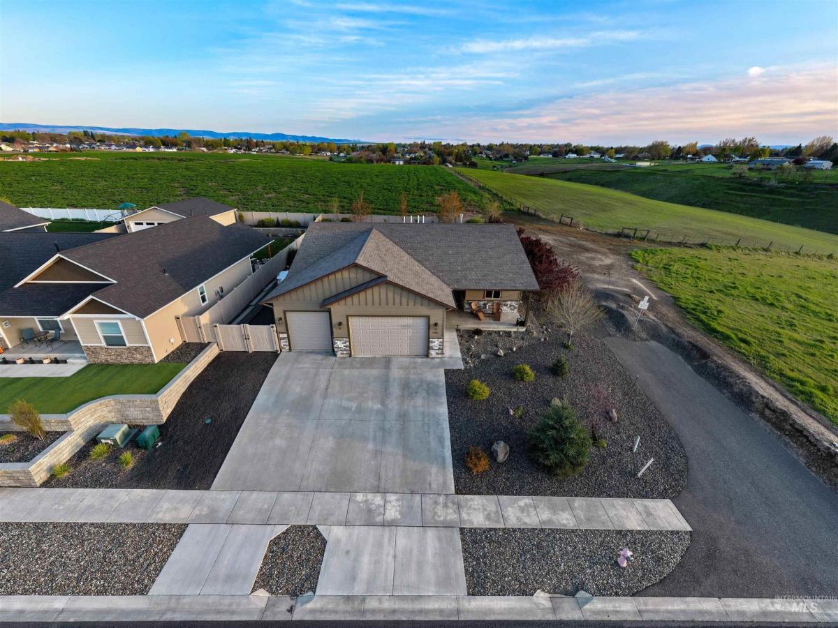 MLS #98984029 image #0