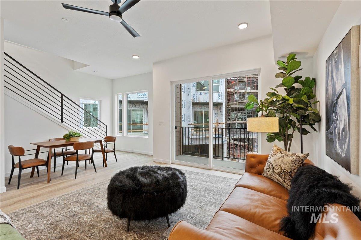 MLS #98984037 image #0