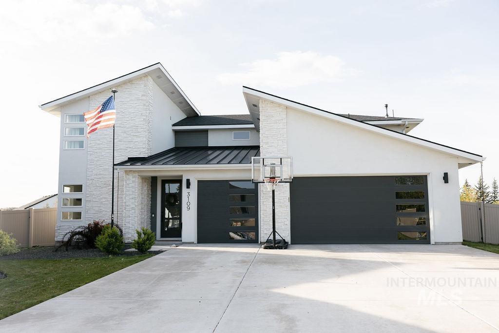 MLS #98984107 image #0