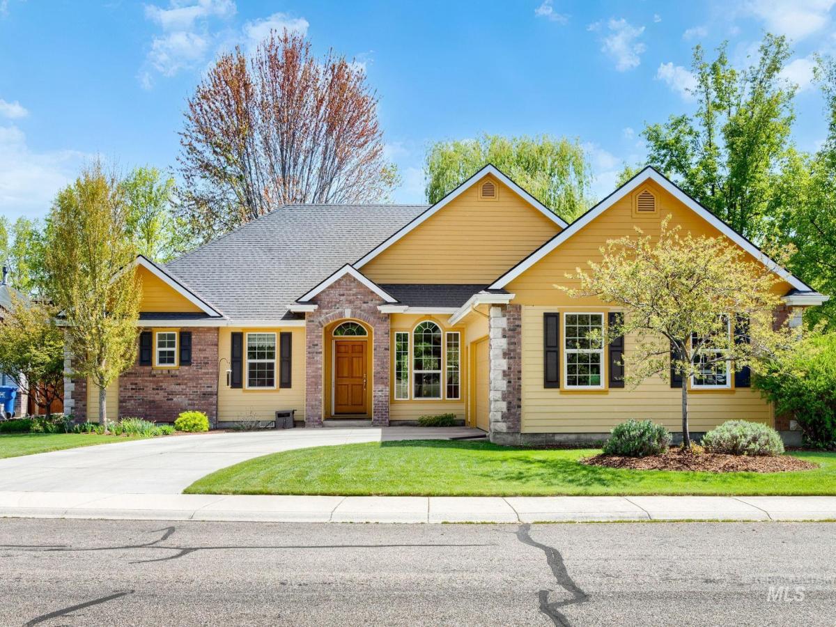 MLS #98984160 image #0
