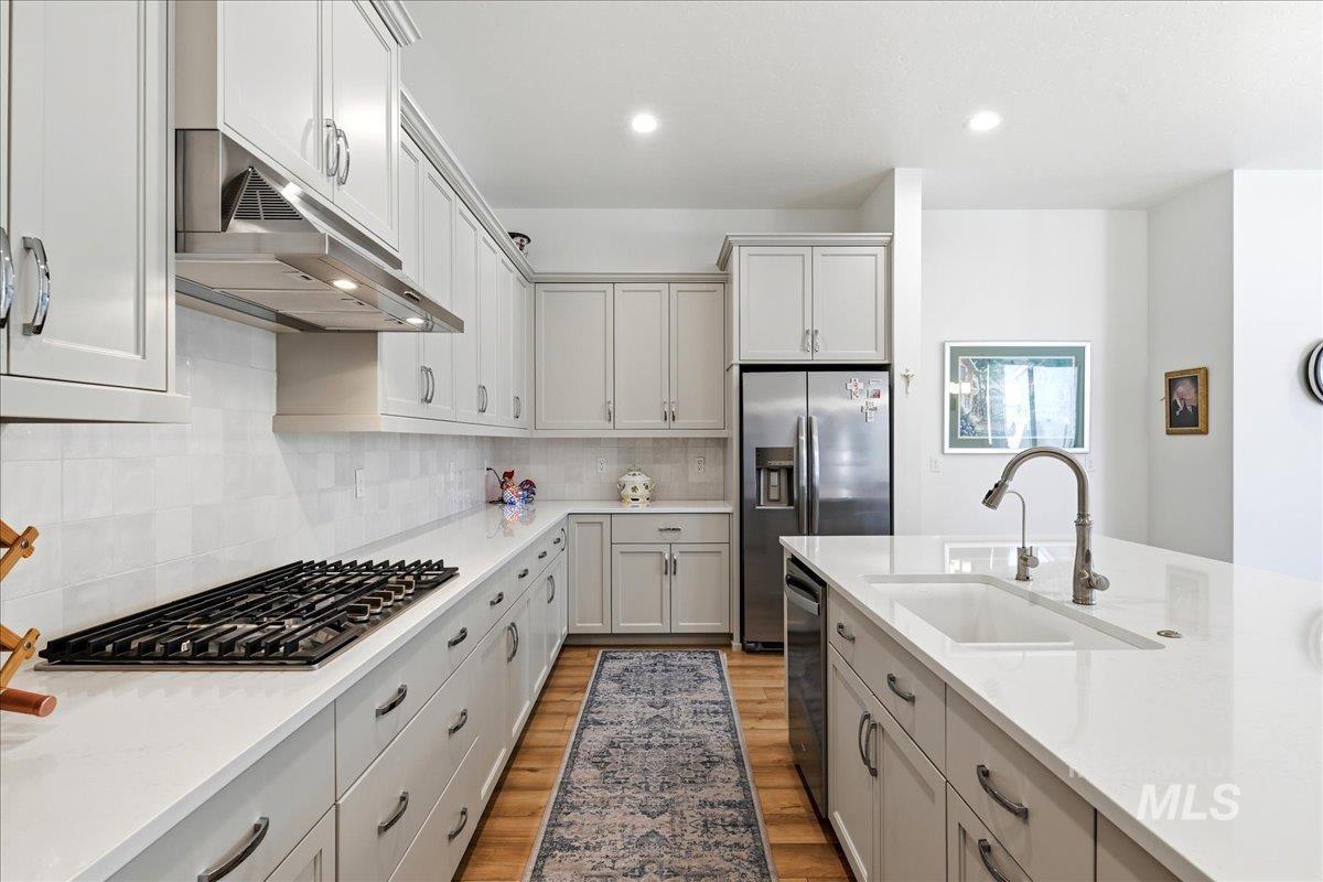 MLS #98984177 image #0