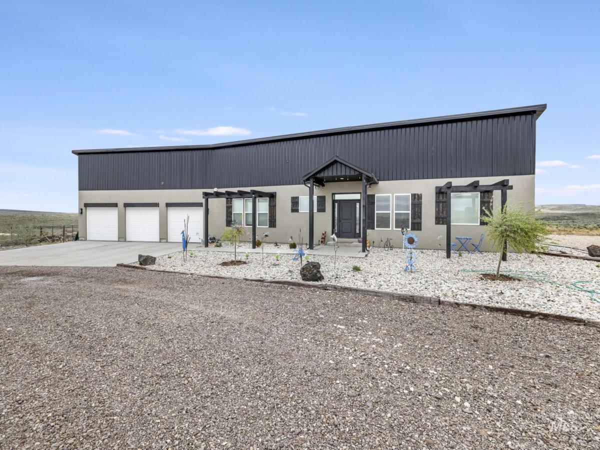 MLS #98986017 image #0