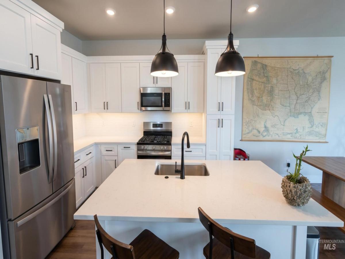 MLS #98986135 image #0
