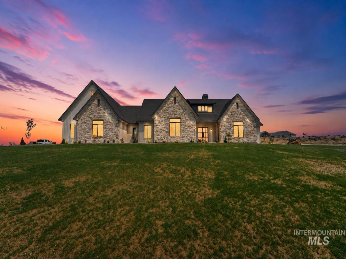 MLS #98986398 image #0