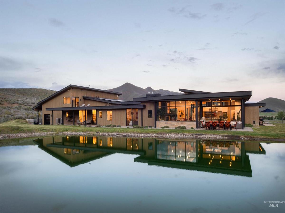 MLS #98987520 image #0