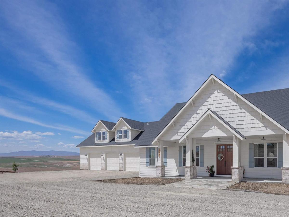 MLS #98987536 image #0
