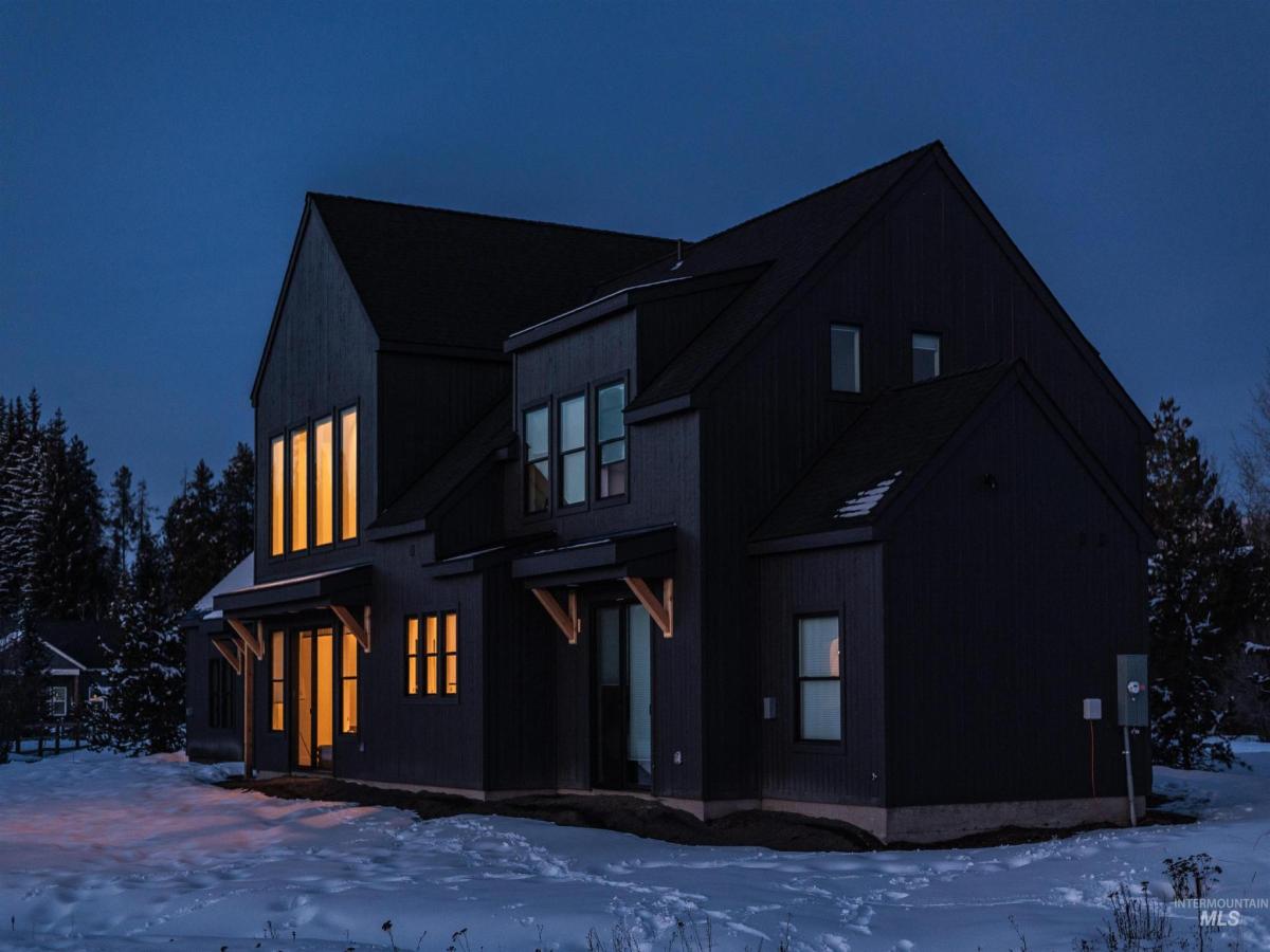 MLS #98988669 image #0