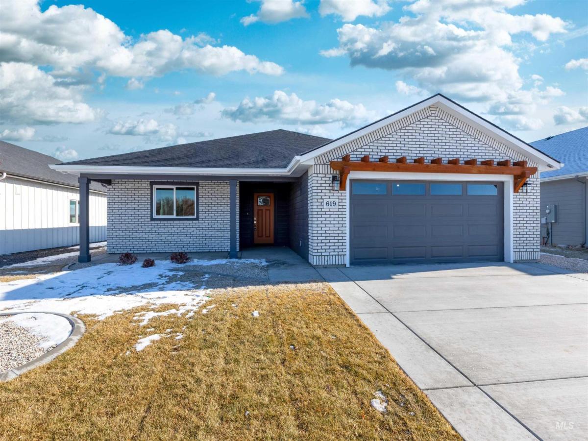 MLS #98988915 image #0