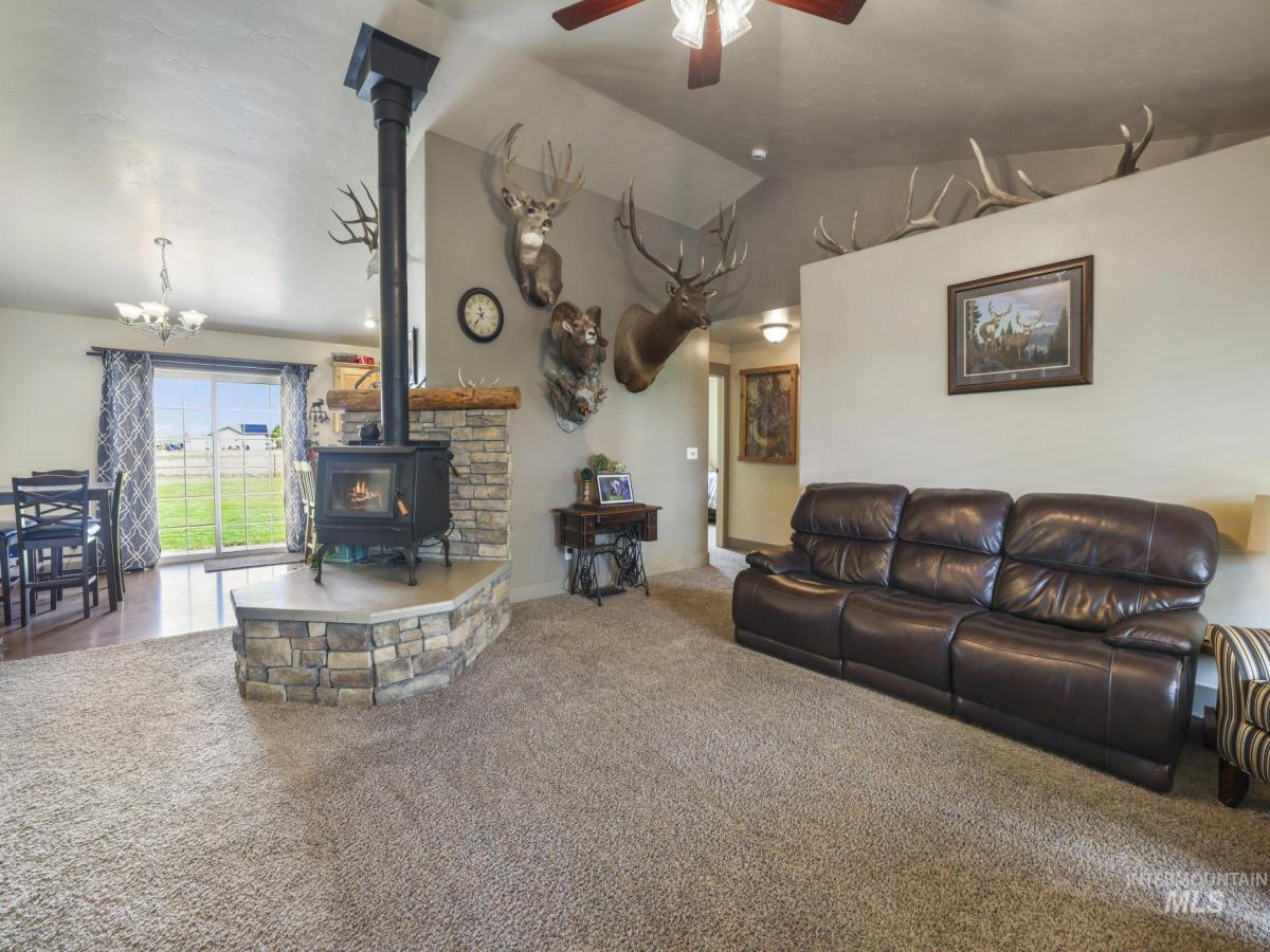 MLS #98988977 image #0