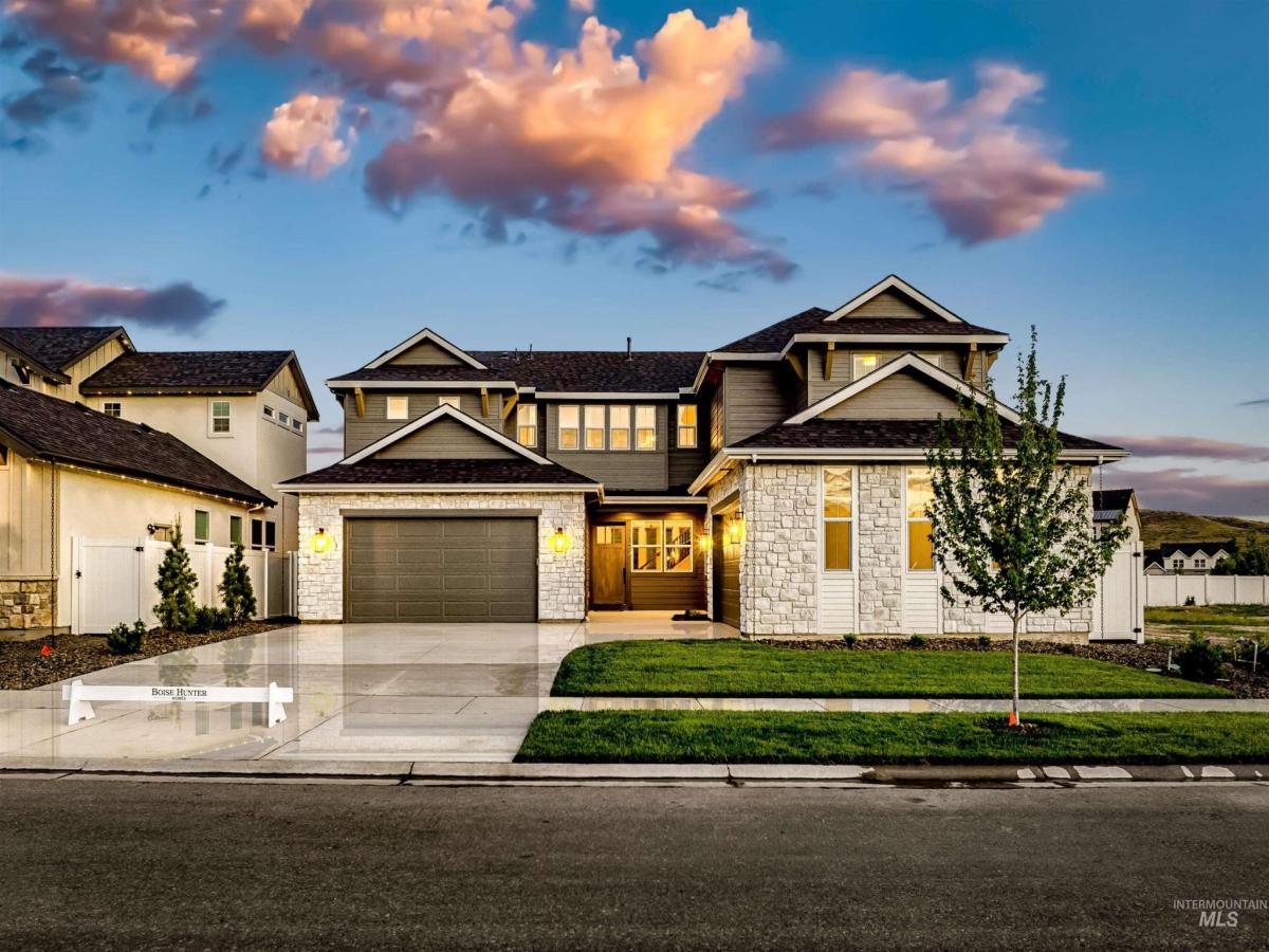 MLS #98989022 image #0