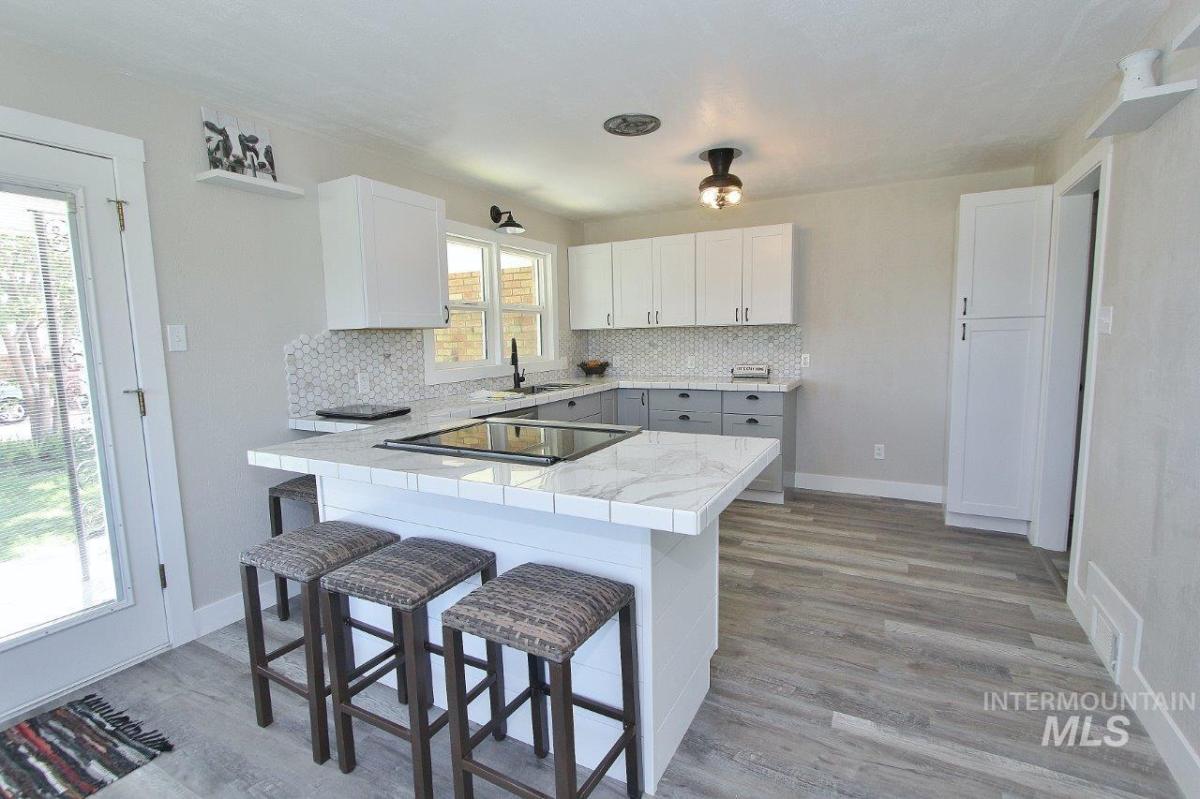 MLS #98989160 image #0