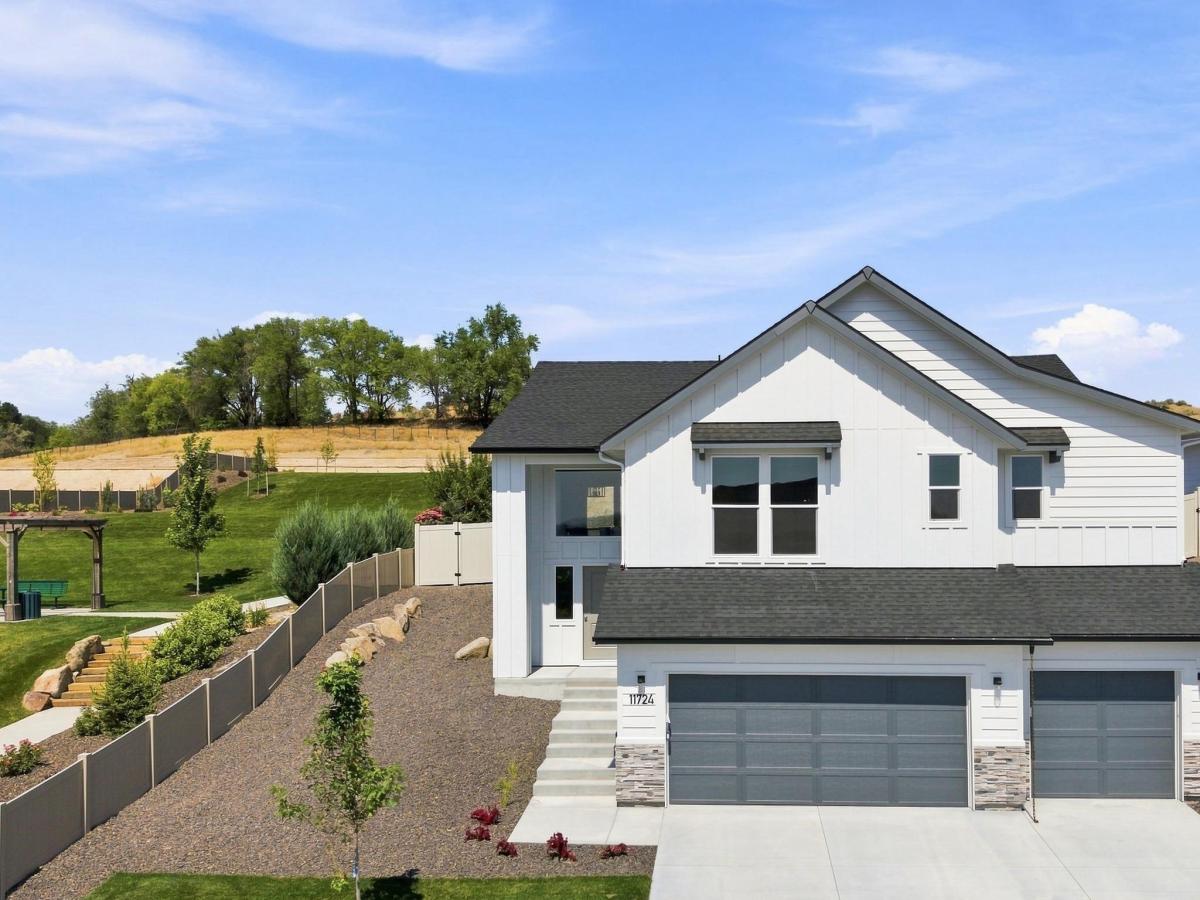 MLS #98989360 image #0