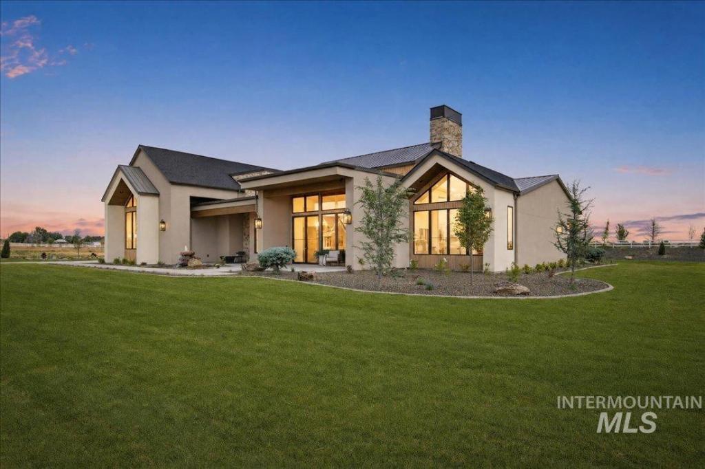 MLS #98989615 image #0
