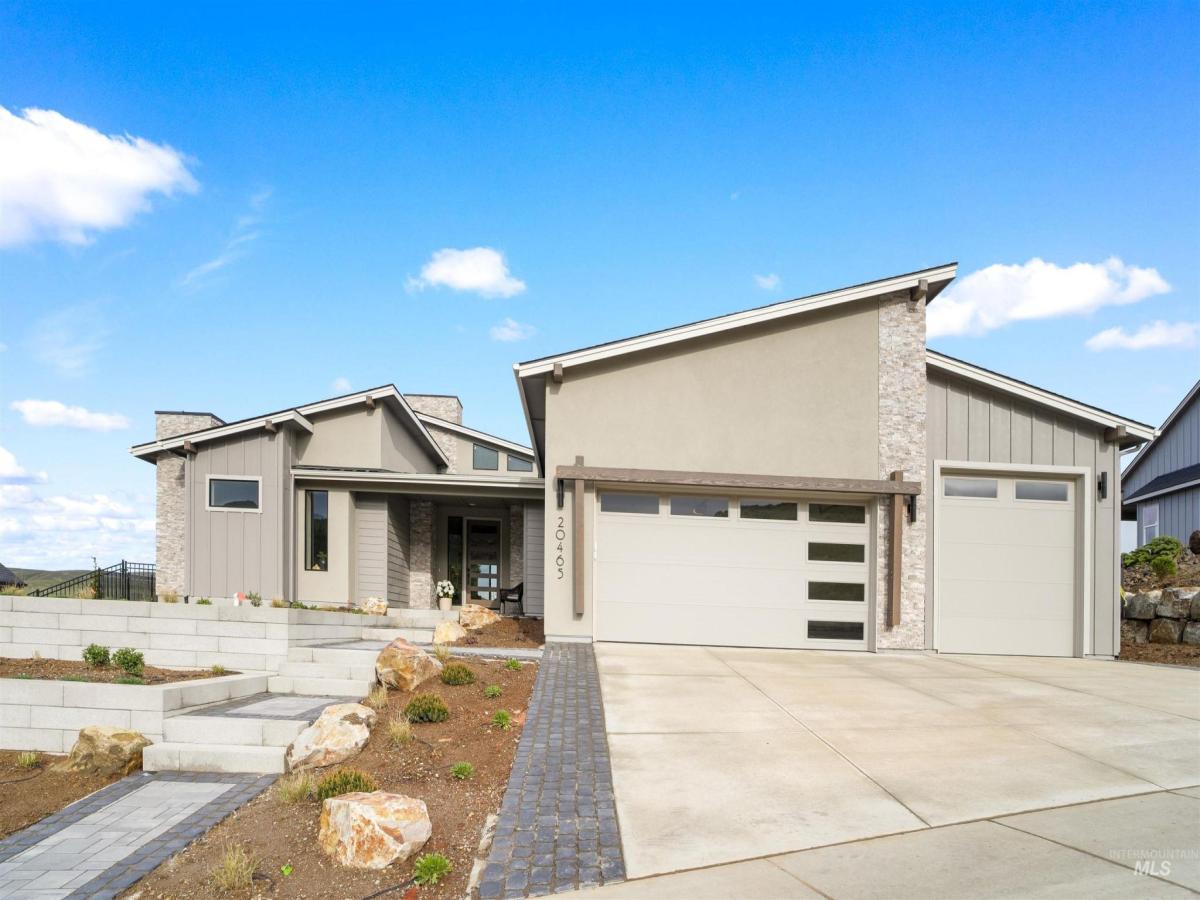 MLS #98989625 image #0