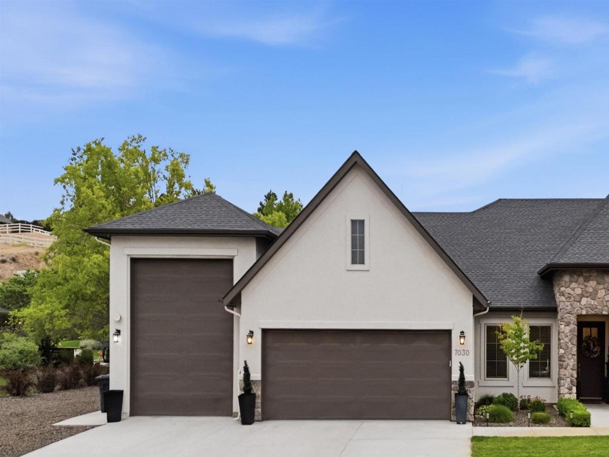 MLS #98989633 image #0