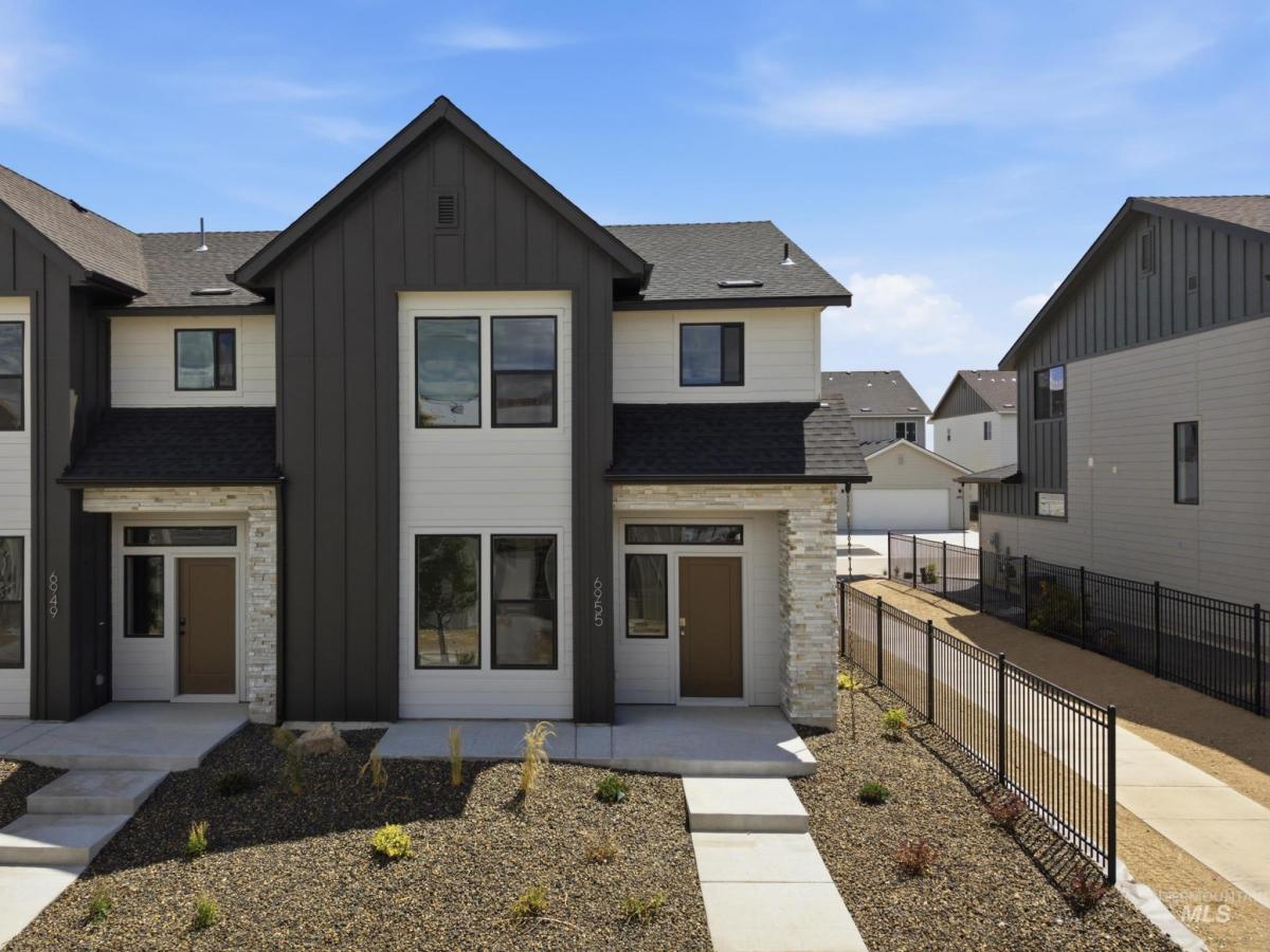 MLS #98989899 image #0