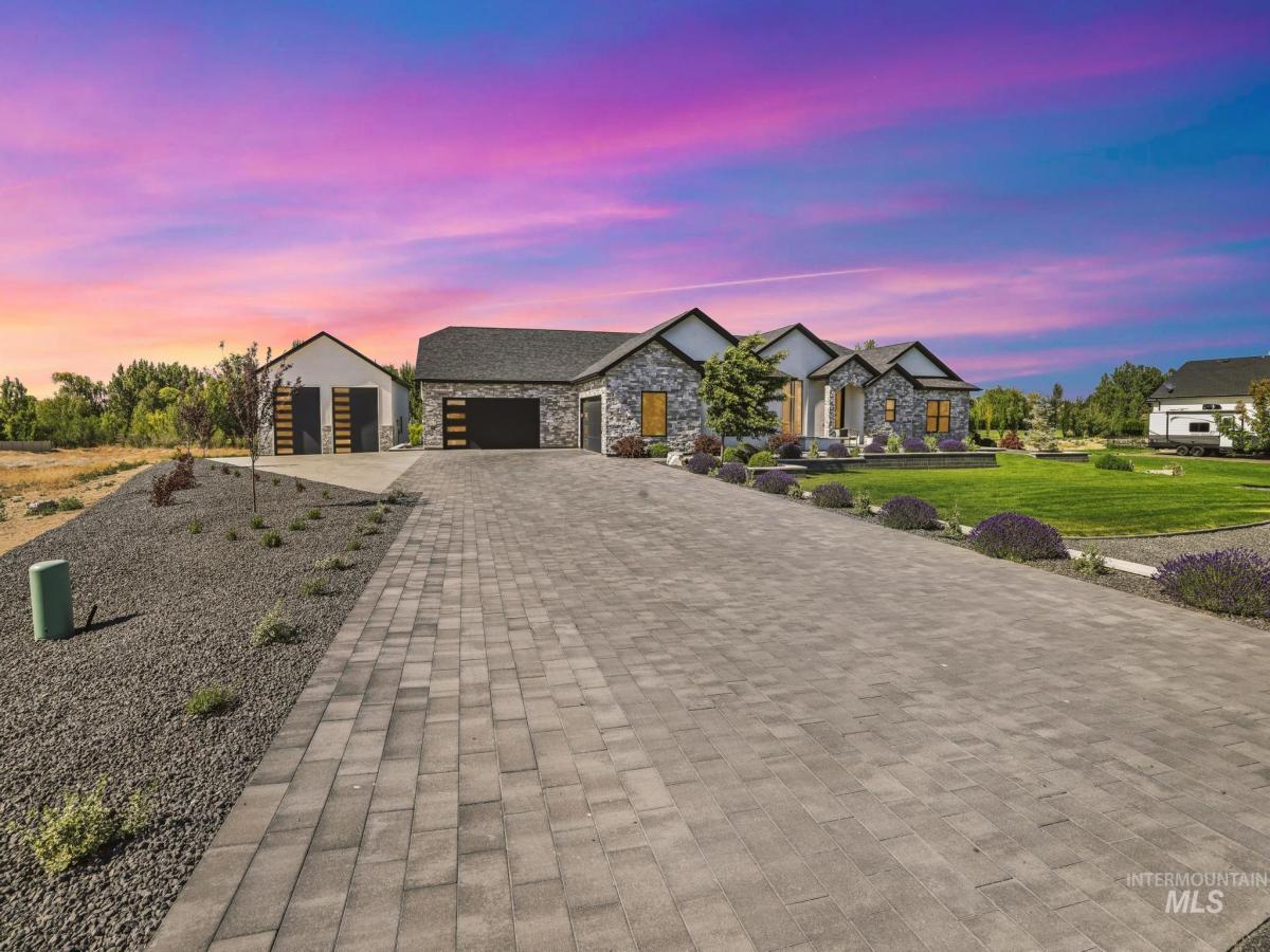 MLS #98990201 image #0