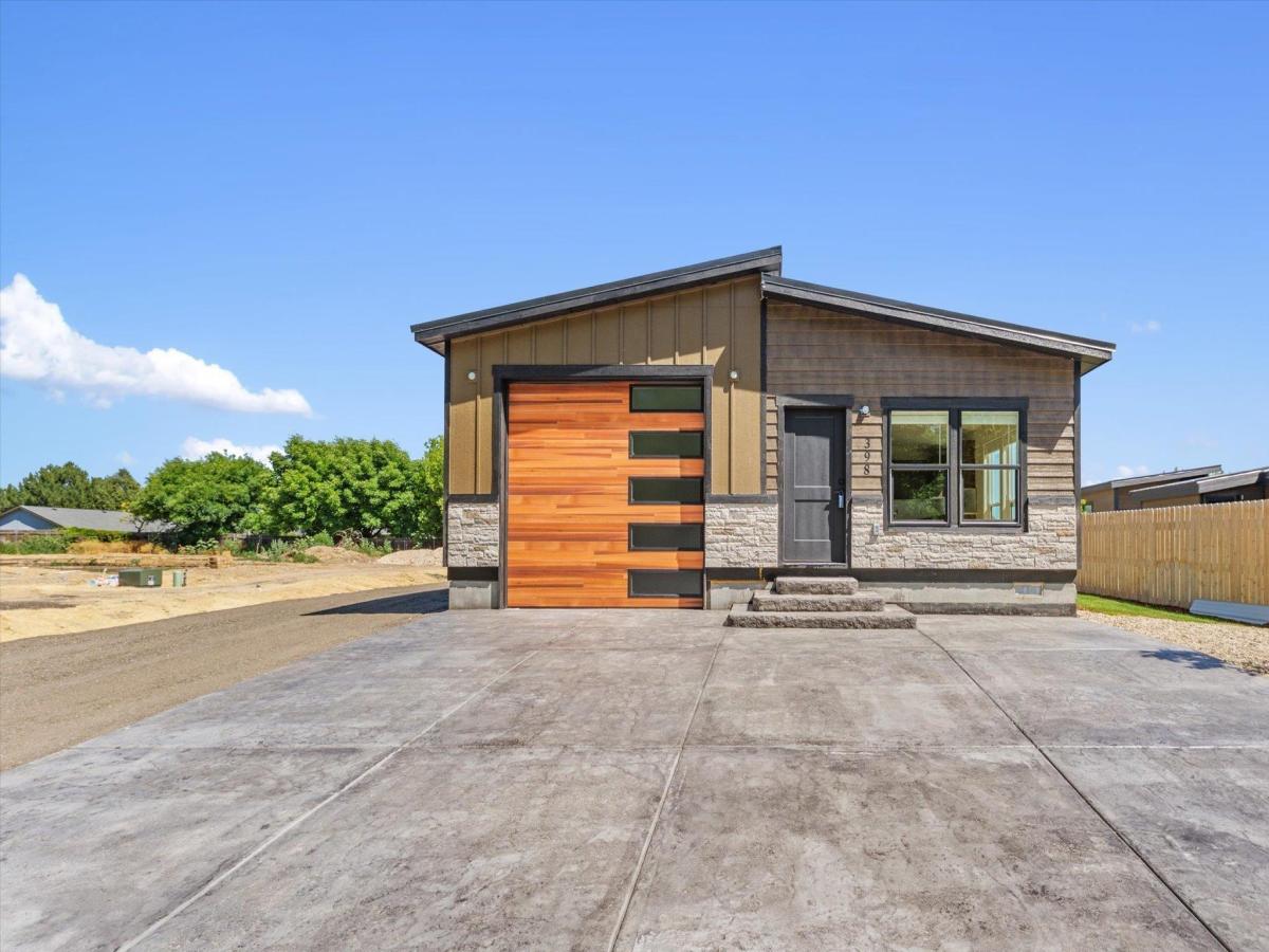 MLS #98991392 image #0