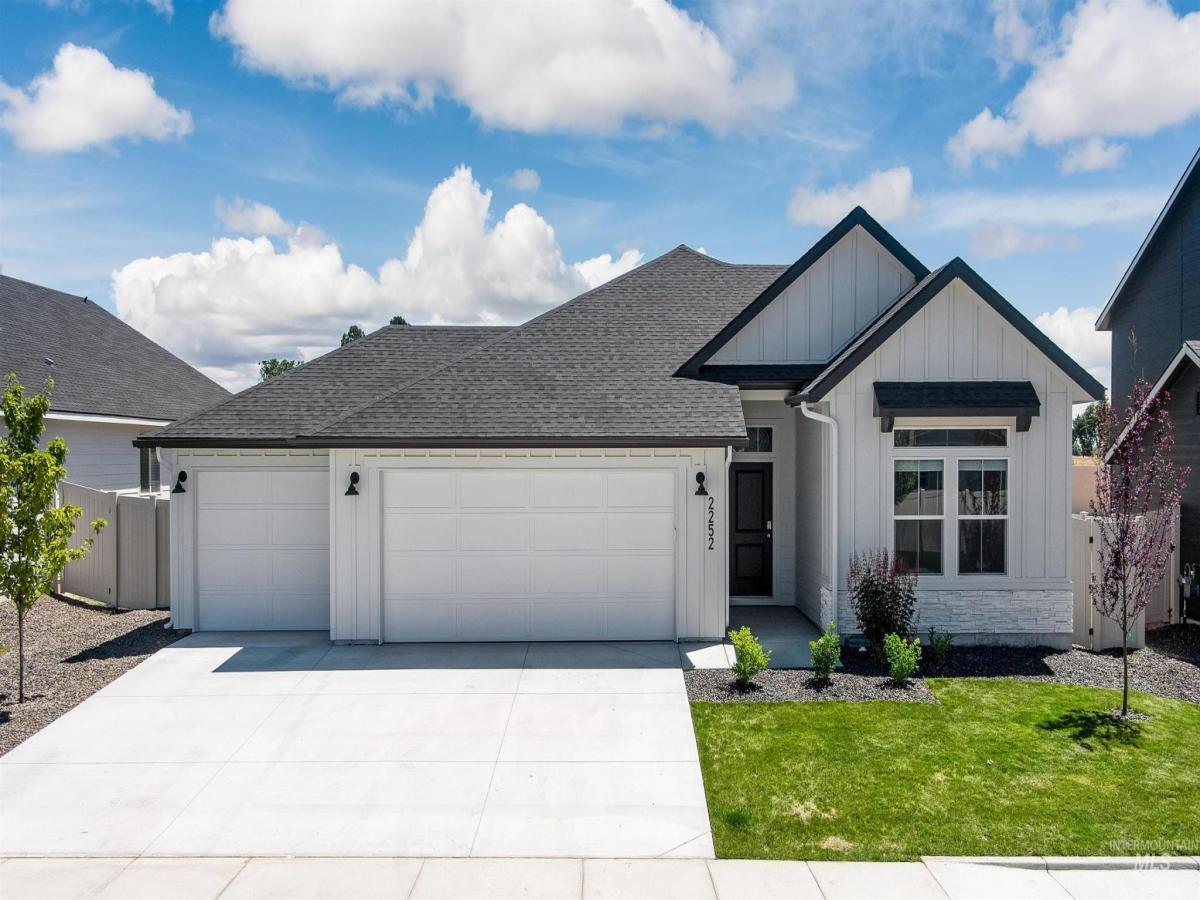 MLS #98991400 image #0